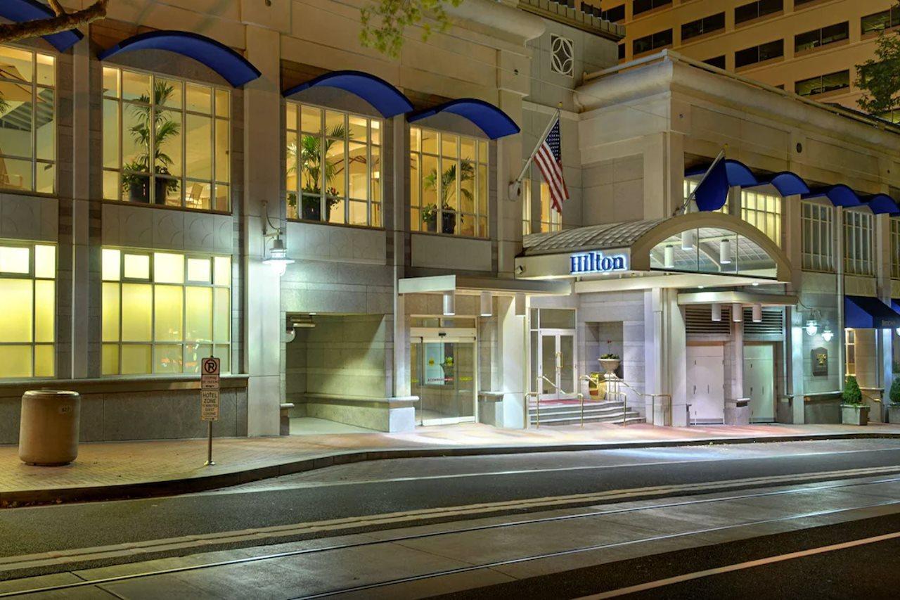 Hilton Portland Downtown Hotel Exterior photo